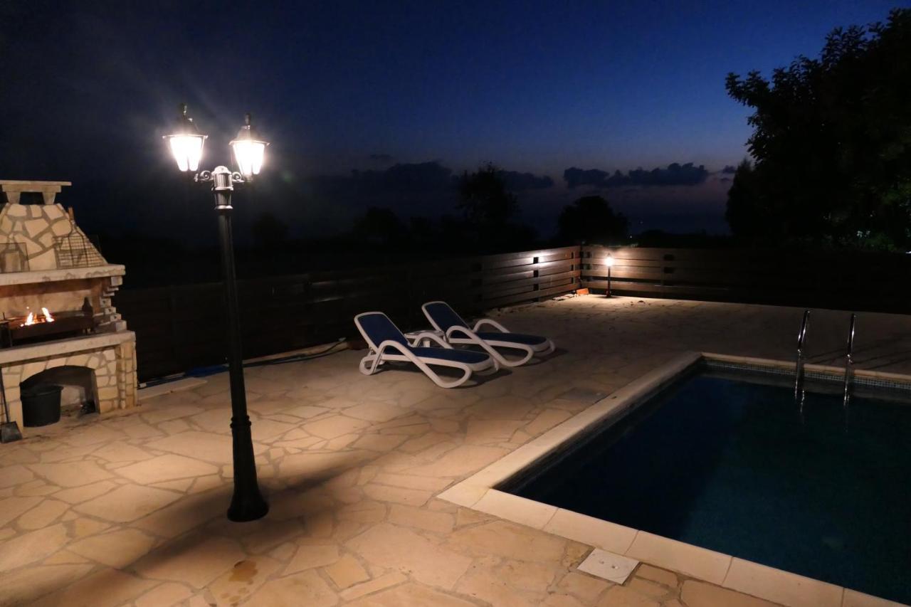 Lilly Pegeia Exterior foto